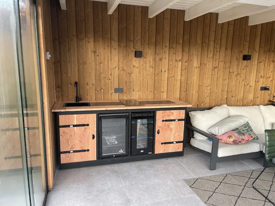 VARETTI Outdoork&uuml;che bei Kunden