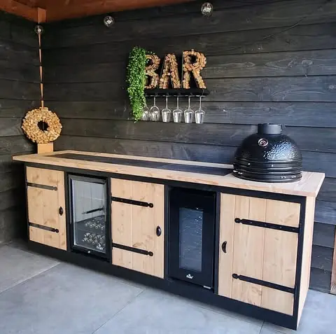 VARETTI Outdoork&uuml;che bei Kunden