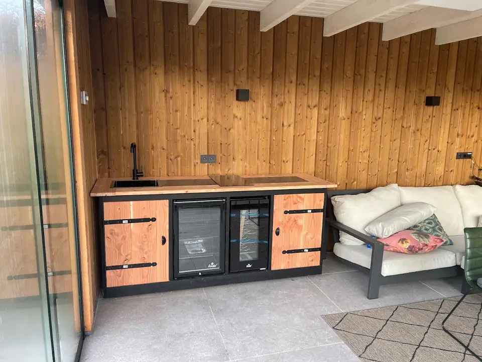 VARETTI Outdoork&uuml;che bei Kunden