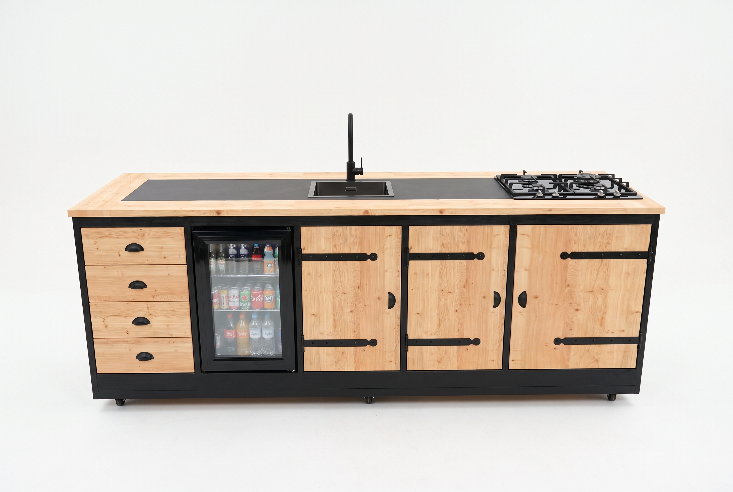 Dubai Outdoor Kitchen